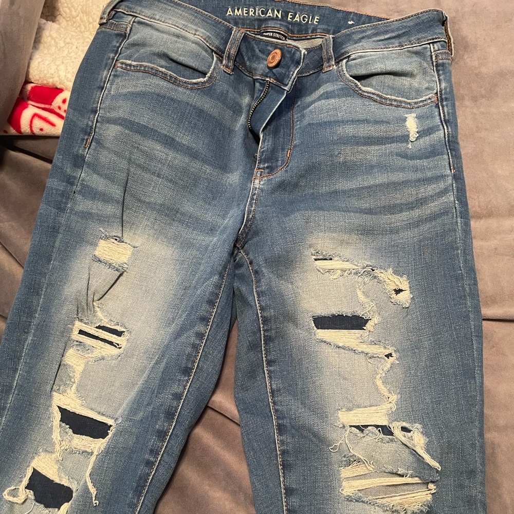 American eagle skinny ripped jeans